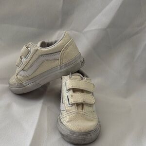 Vans Kids Cream Sneakers with Velcro